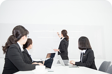 育児中のエンジニア・<br/>女性社員にサポート